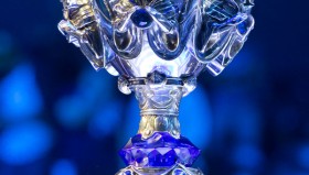 T1冠军皮肤揭晓：黑暗主题，Faker还是选了永恩！HLE回LCK被抽成陀螺，Zeus被杀10次！圣枪哥怒斥队友：不拆塔好玩吗？